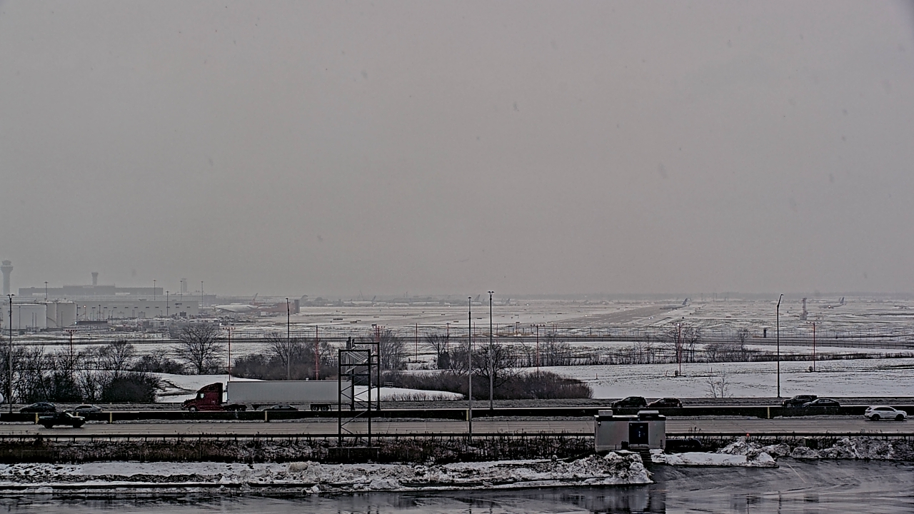 Thumbnail for current weather camera view from Allstate Arena in Des Plaines, Illinois