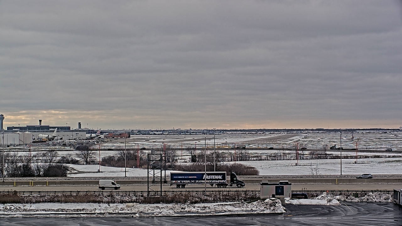 Thumbnail for current weather camera view from Allstate Arena in Des Plaines, Illinois