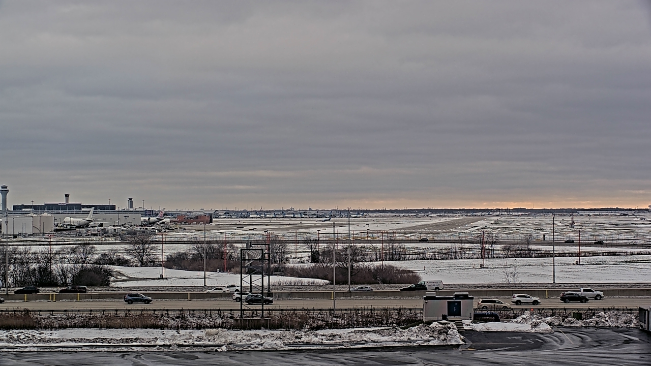 Thumbnail for current weather camera view from Allstate Arena in Des Plaines, Illinois