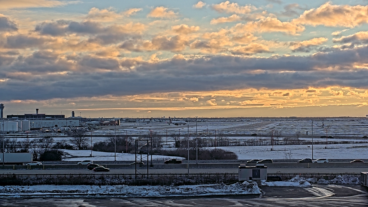 Thumbnail for current weather camera view from Allstate Arena in Des Plaines, Illinois