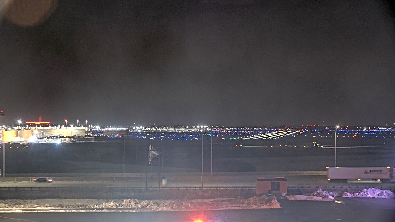 Thumbnail for current weather camera view from Allstate Arena in Des Plaines, Illinois