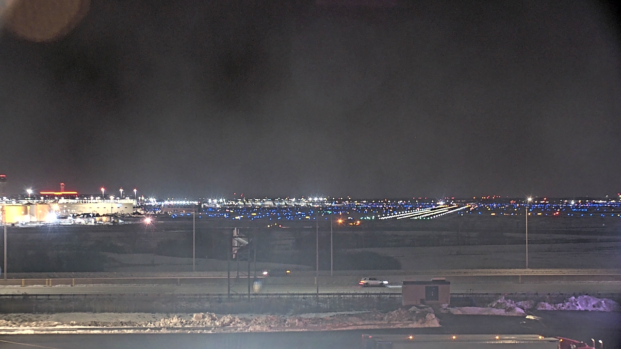 Thumbnail for current weather camera view from Allstate Arena in Des Plaines, Illinois