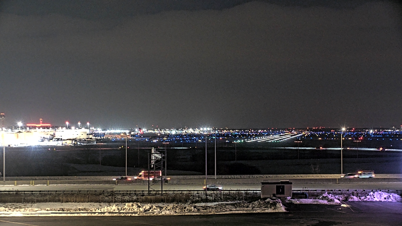 Thumbnail for current weather camera view from Allstate Arena in Des Plaines, Illinois