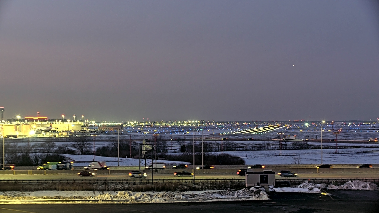 Thumbnail for current weather camera view from Allstate Arena in Des Plaines, Illinois