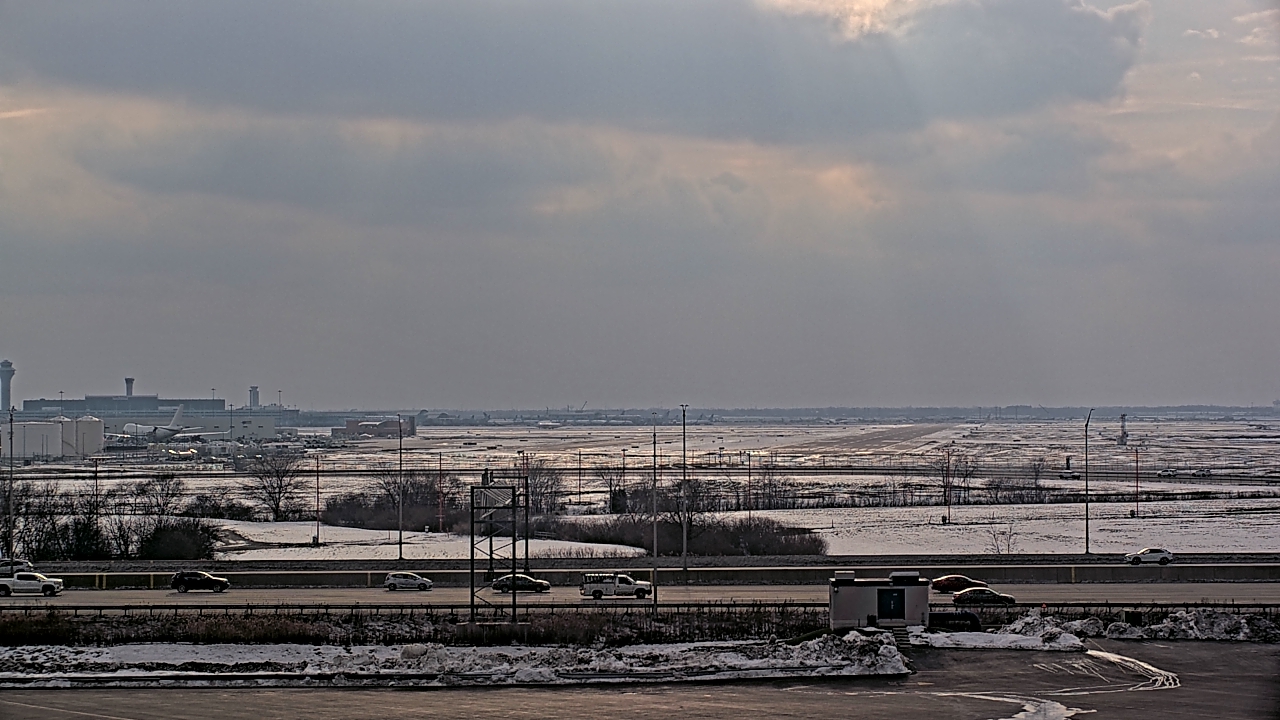 Thumbnail for current weather camera view from Allstate Arena in Des Plaines, Illinois