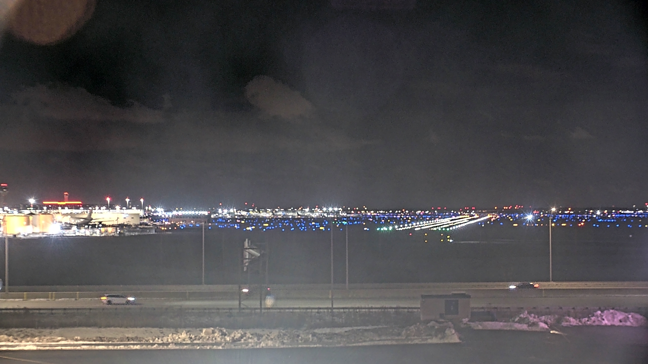 Thumbnail for current weather camera view from Allstate Arena in Des Plaines, Illinois