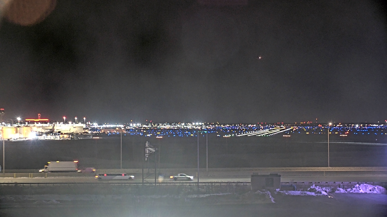 Thumbnail for current weather camera view from Allstate Arena in Des Plaines, Illinois