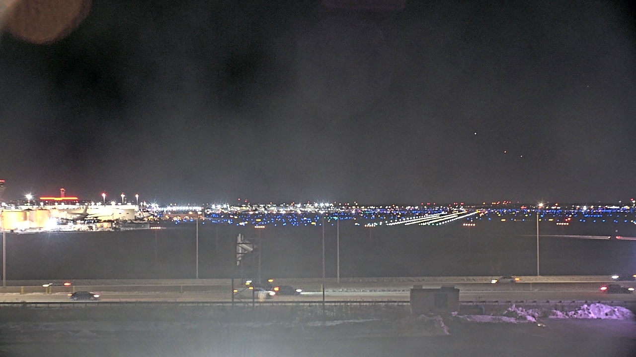 Thumbnail for current weather camera view from Allstate Arena in Des Plaines, Illinois