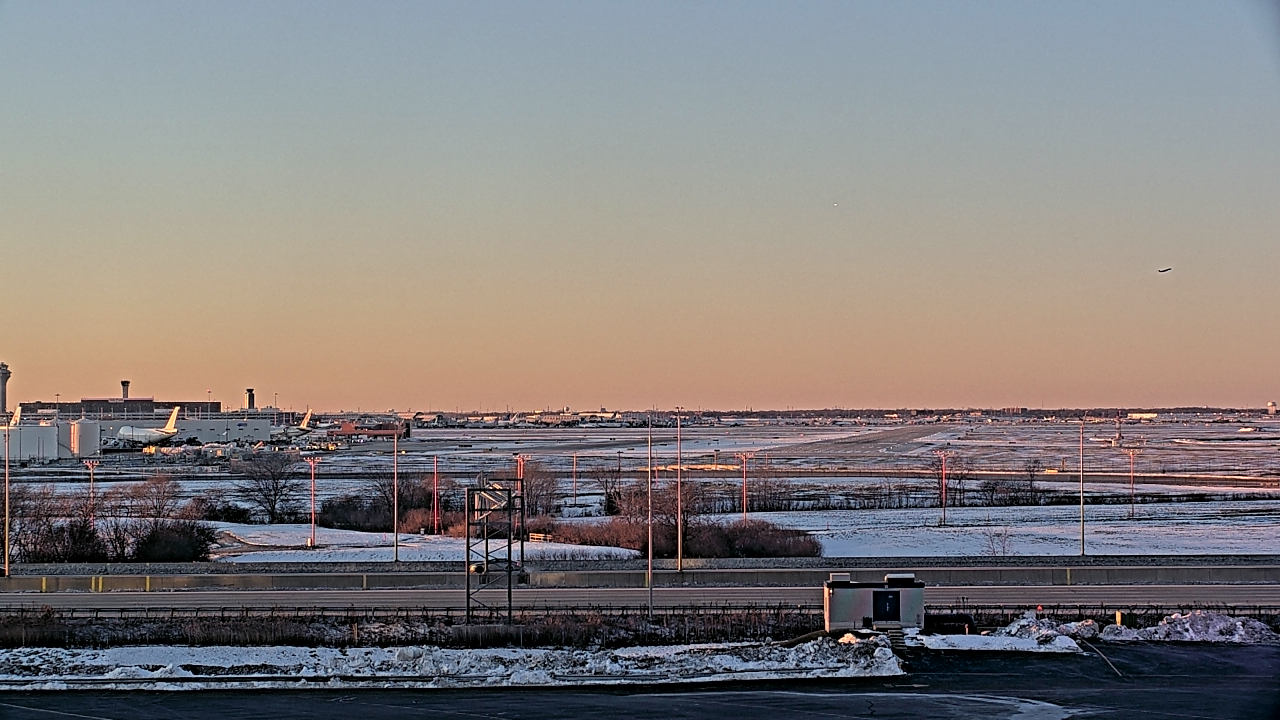 Thumbnail for current weather camera view from Allstate Arena in Des Plaines, Illinois