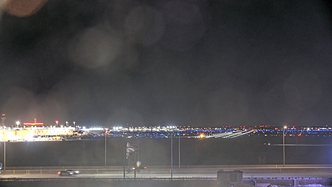 Thumbnail for current weather camera view from Allstate Arena in Des Plaines, Illinois