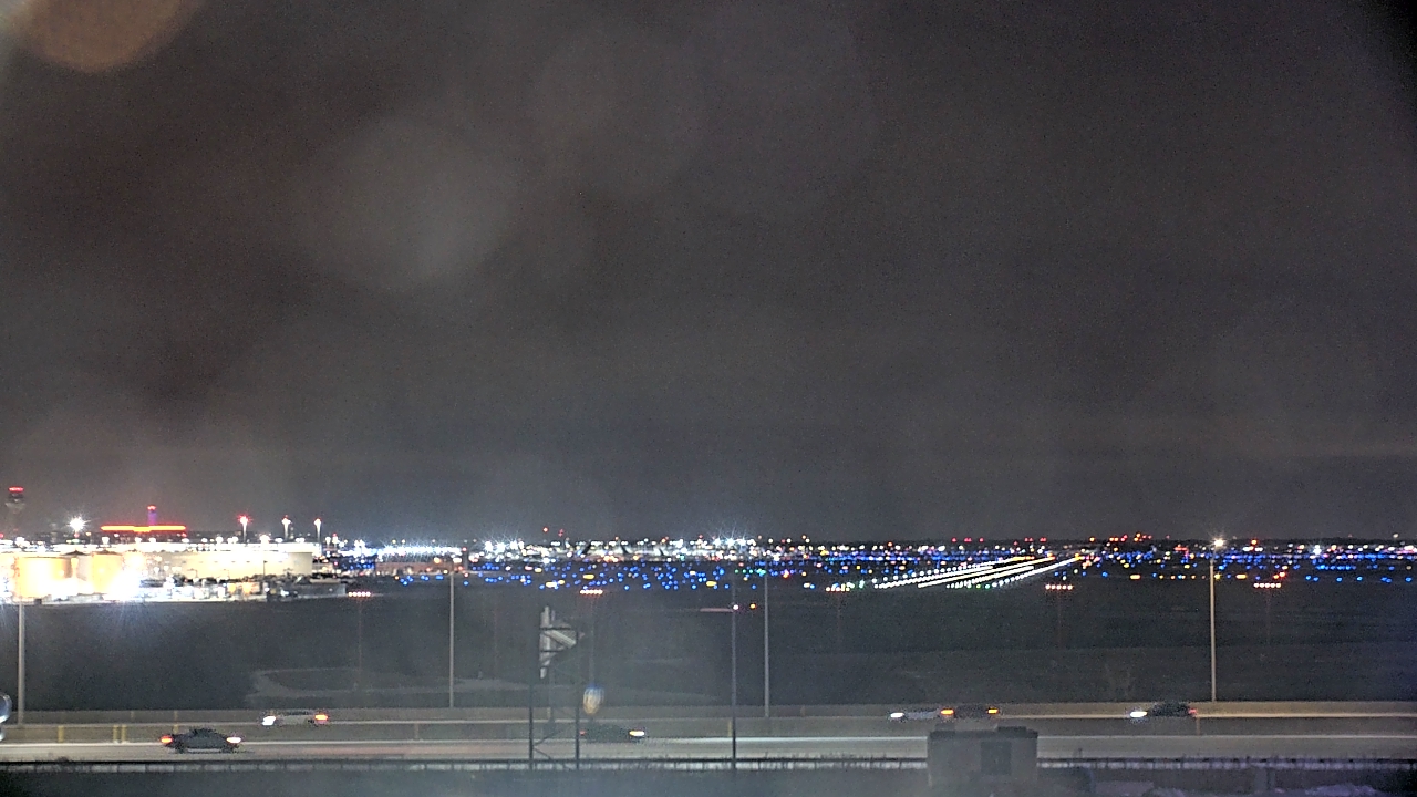 Thumbnail for current weather camera view from Allstate Arena in Des Plaines, Illinois