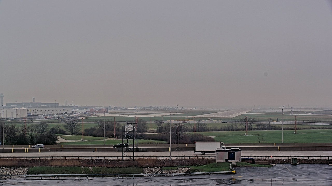 Thumbnail for current weather camera view from Allstate Arena in Des Plaines, Illinois