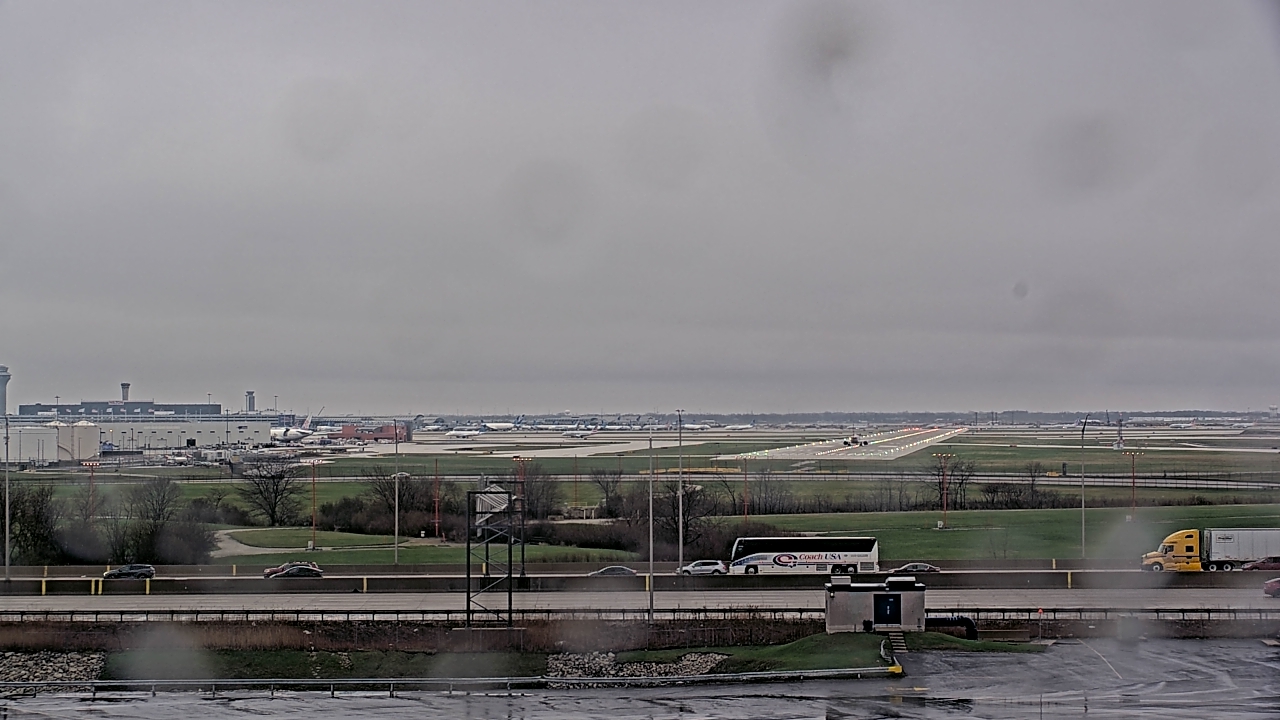 Thumbnail for current weather camera view from Allstate Arena in Des Plaines, Illinois