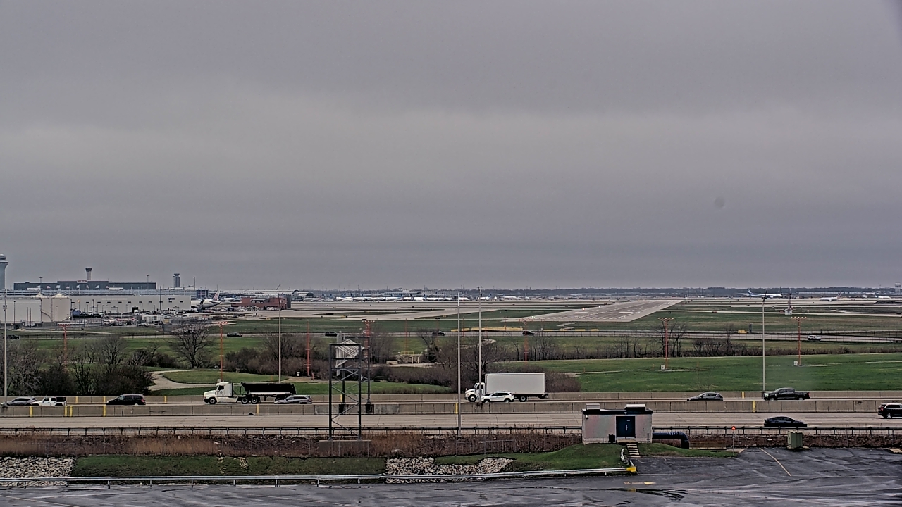 Thumbnail for current weather camera view from Allstate Arena in Des Plaines, Illinois