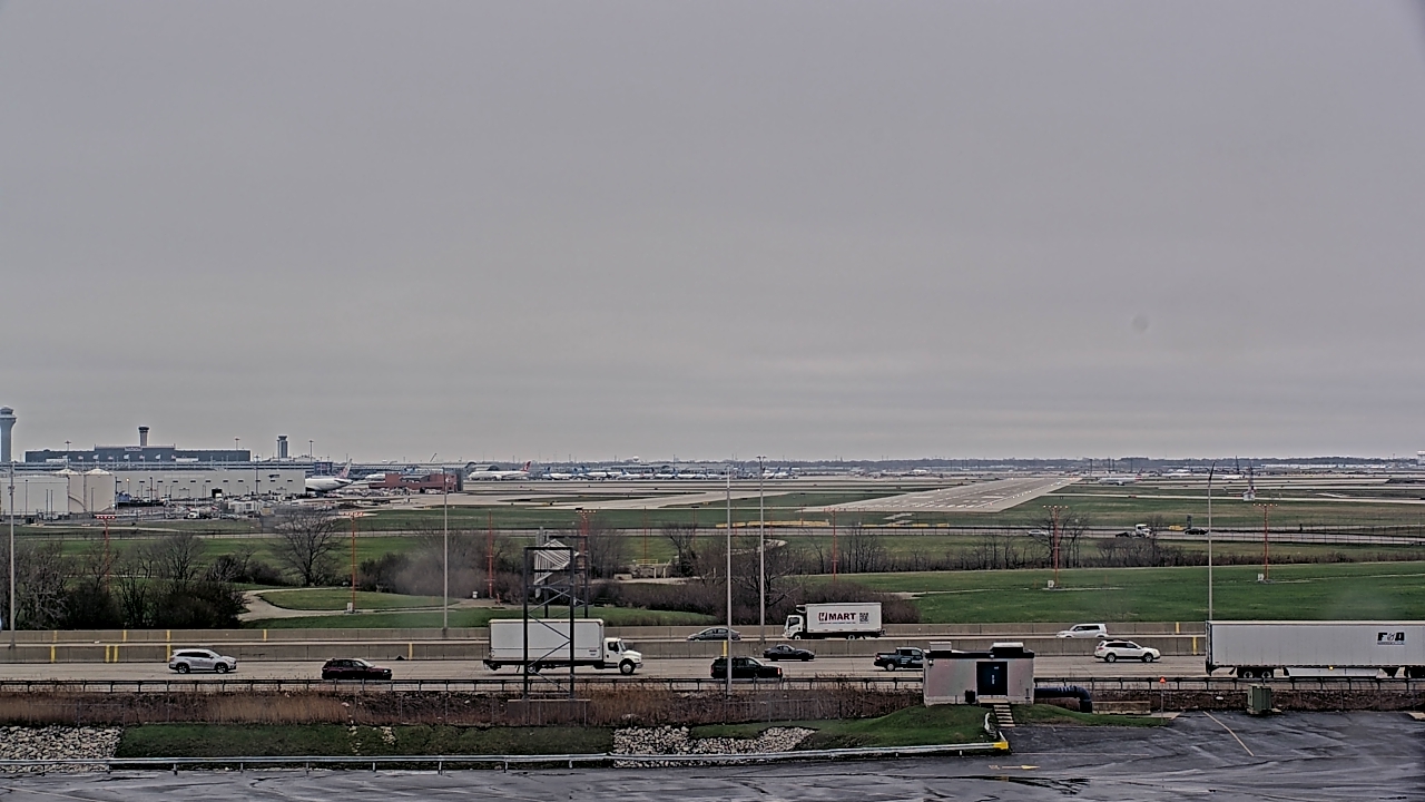 Thumbnail for current weather camera view from Allstate Arena in Des Plaines, Illinois