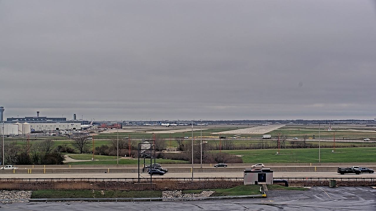 Thumbnail for current weather camera view from Allstate Arena in Des Plaines, Illinois