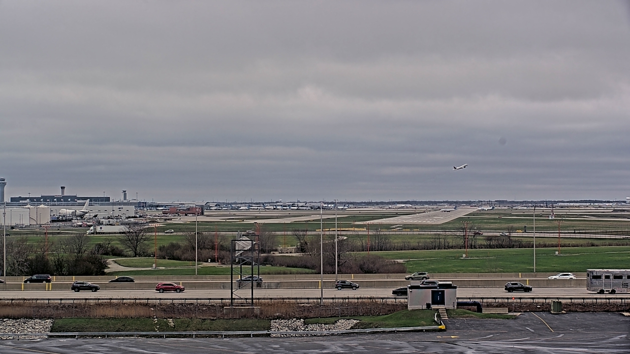 Thumbnail for current weather camera view from Allstate Arena in Des Plaines, Illinois