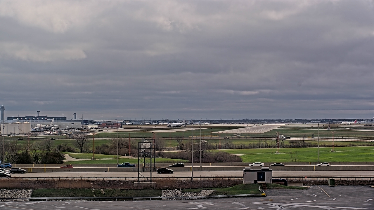 Thumbnail for current weather camera view from Allstate Arena in Des Plaines, Illinois