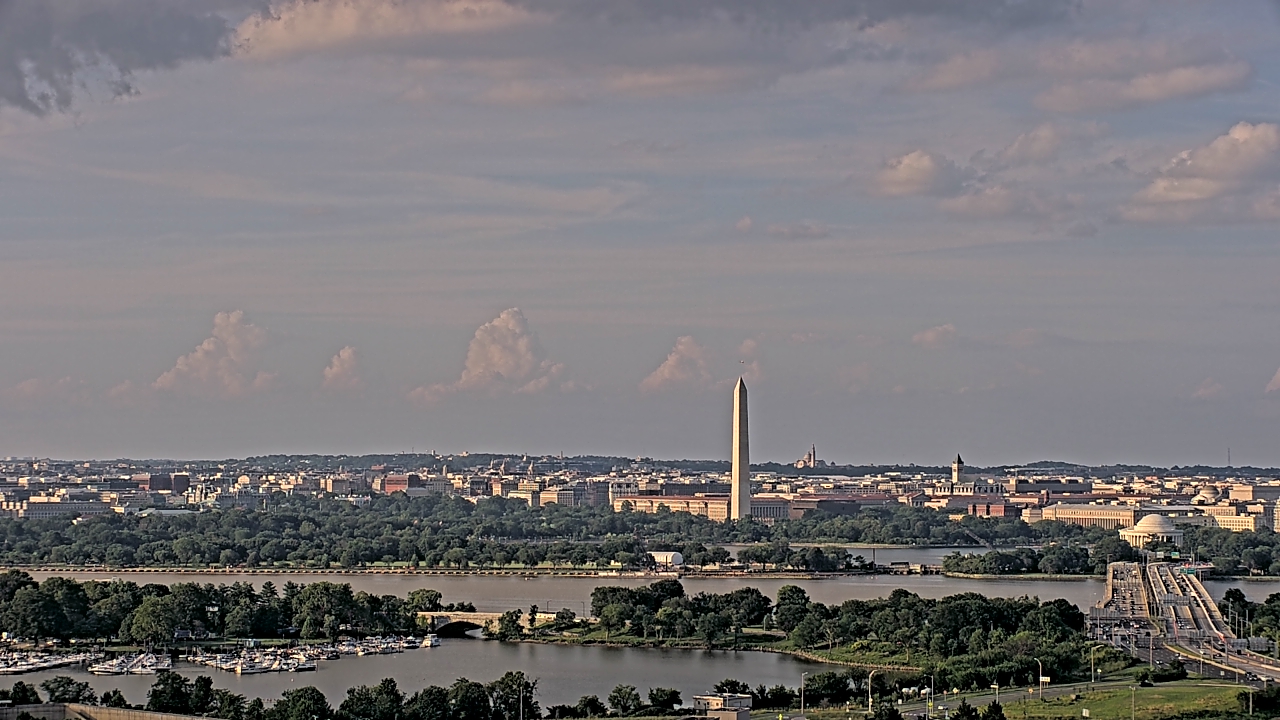 Thumbnail for current weather camera view from Altaire in Arlington, Virginia