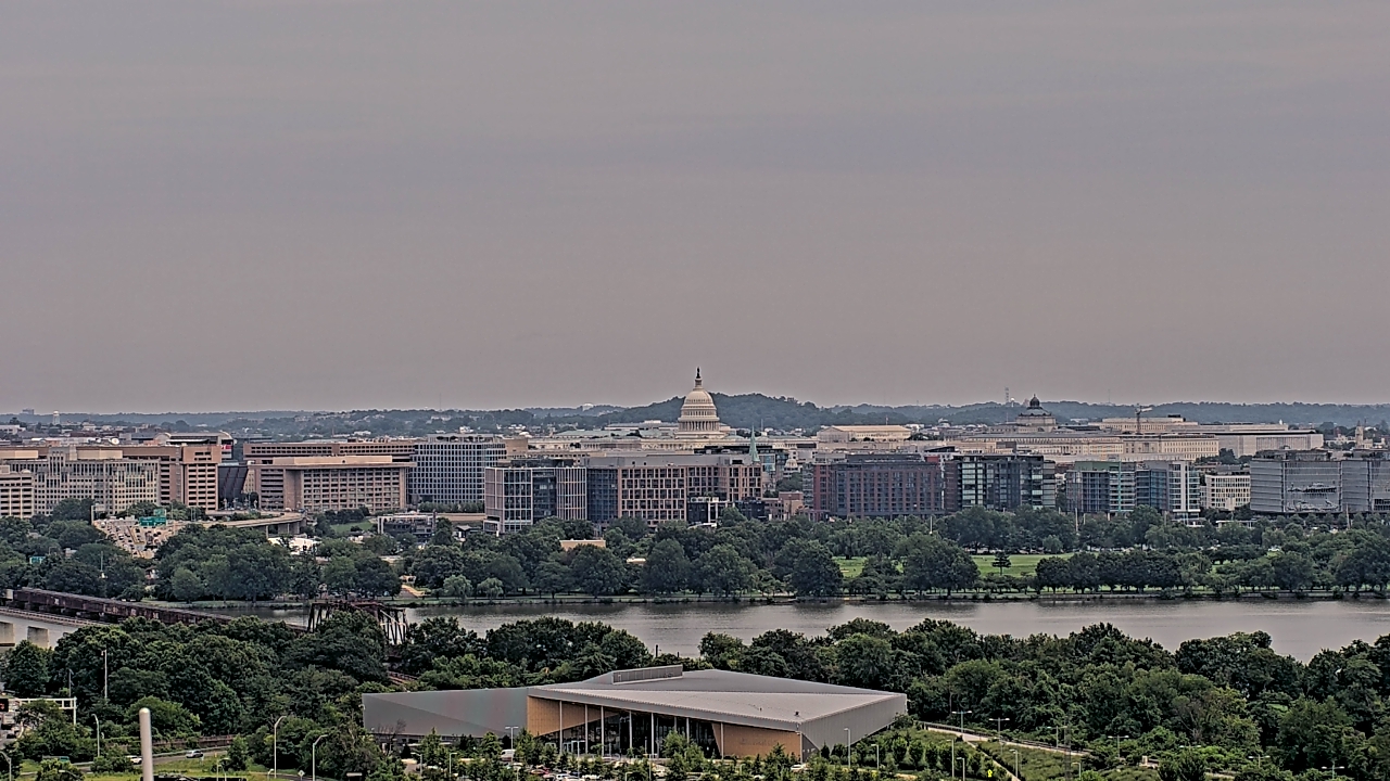 Thumbnail for current weather camera view from Altaire in Arlington, Virginia