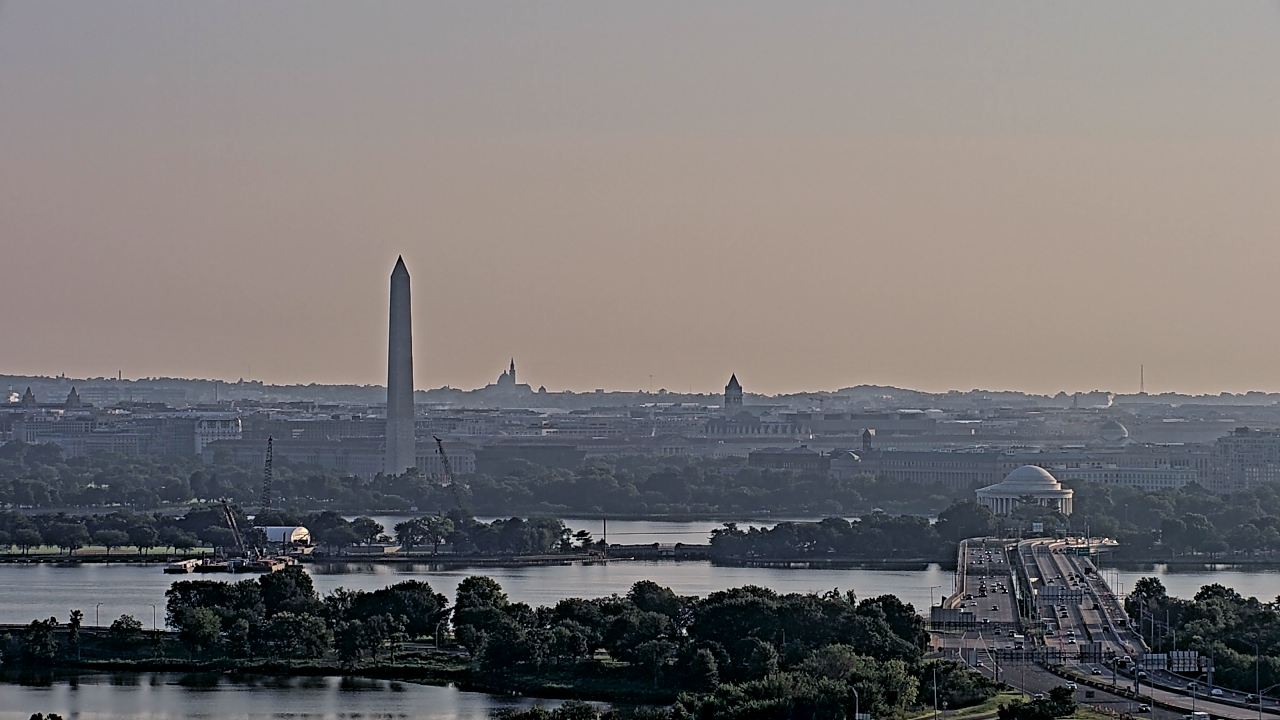 Thumbnail for current weather camera view from Altaire in Arlington, Virginia