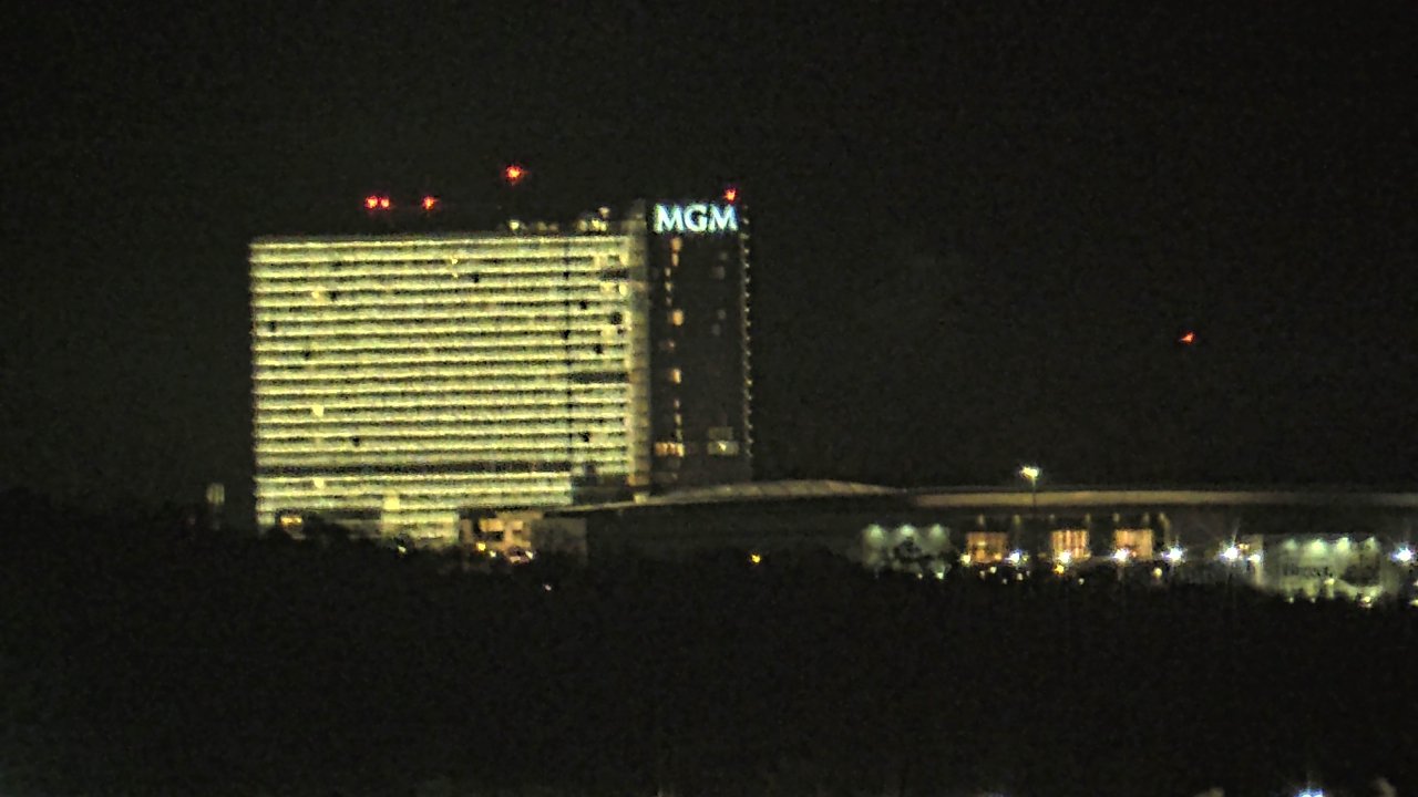 Thumbnail for current weather camera view from Altaire in Arlington, Virginia