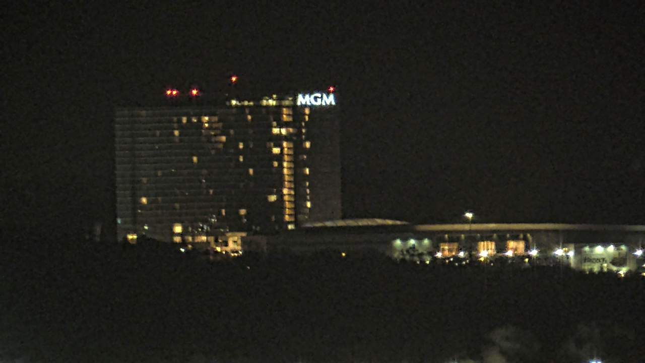 Thumbnail for current weather camera view from Altaire in Arlington, Virginia