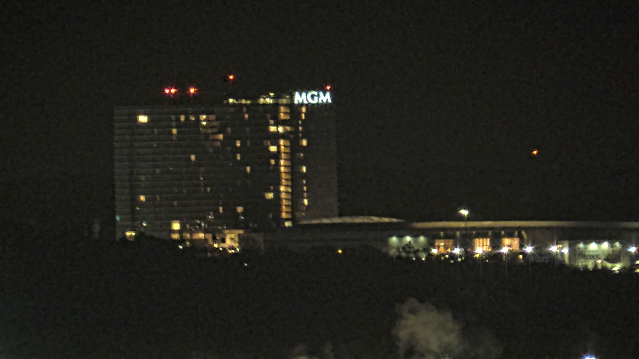 Thumbnail for current weather camera view from Altaire in Arlington, Virginia