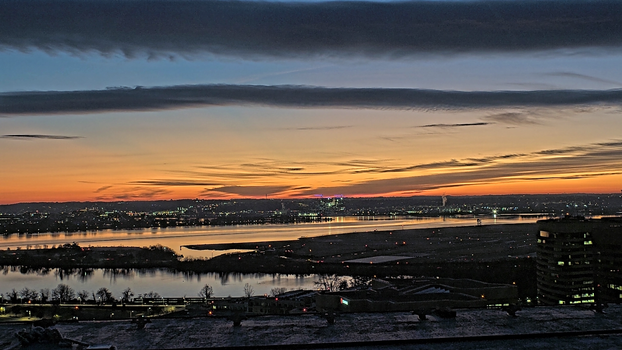 Thumbnail for current weather camera view from Altaire in Arlington, Virginia