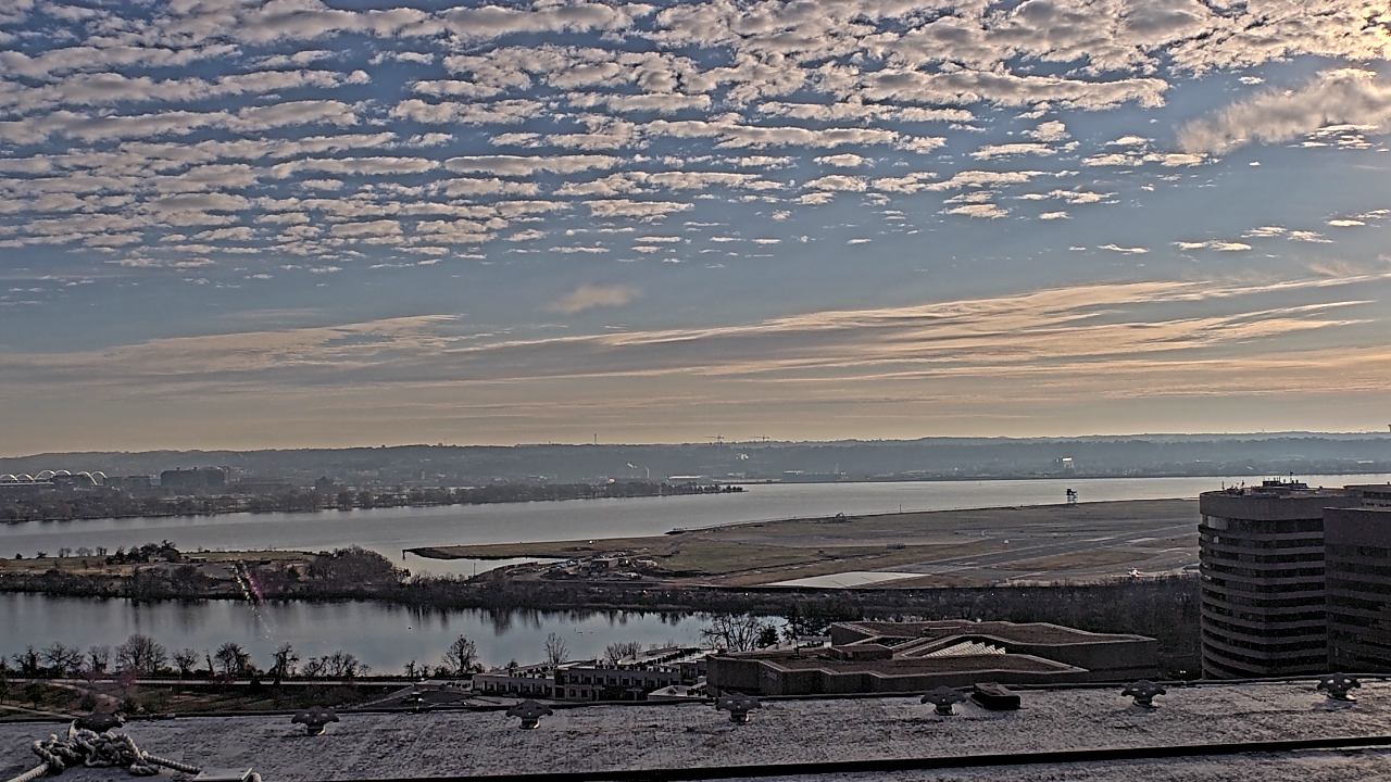 Thumbnail for current weather camera view from Altaire in Arlington, Virginia