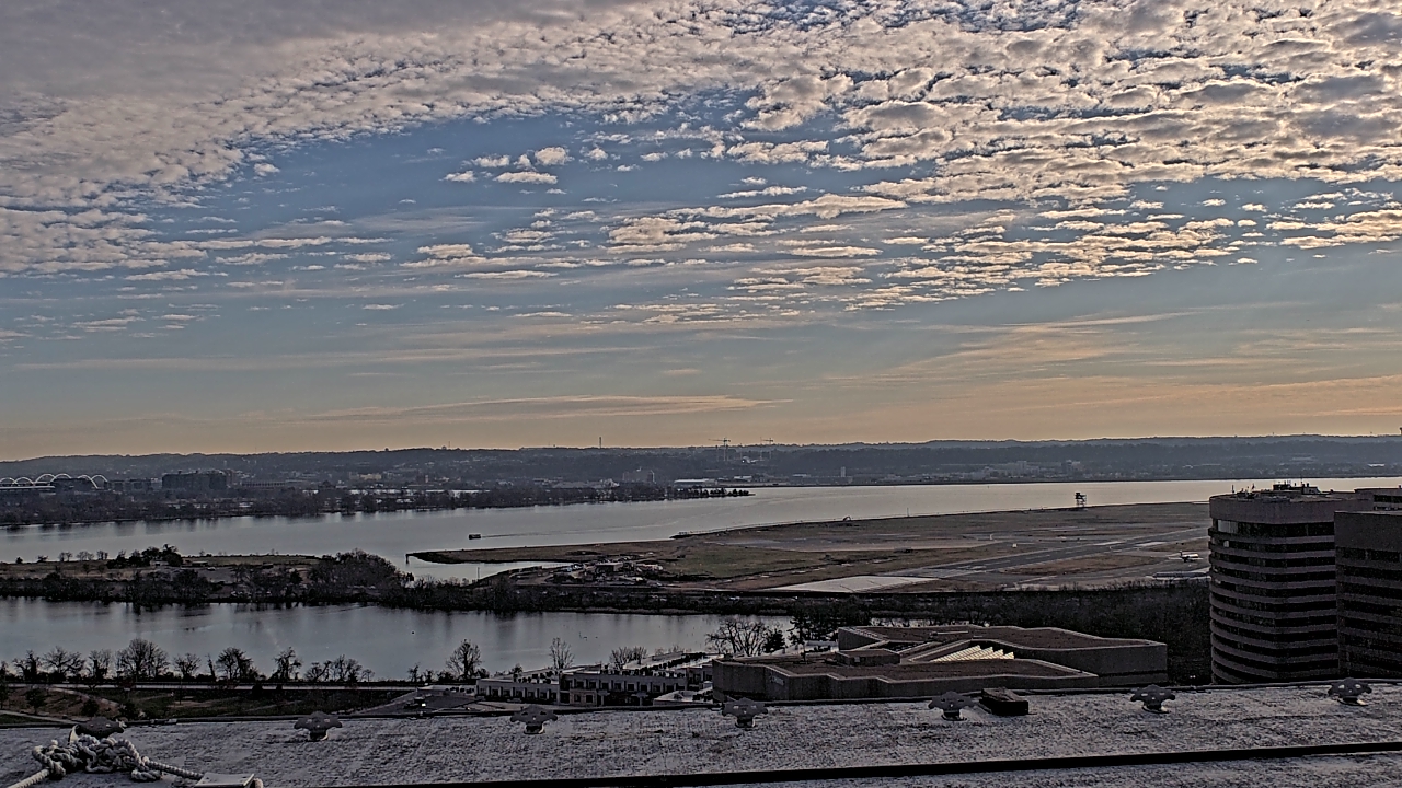 Thumbnail for current weather camera view from Altaire in Arlington, Virginia