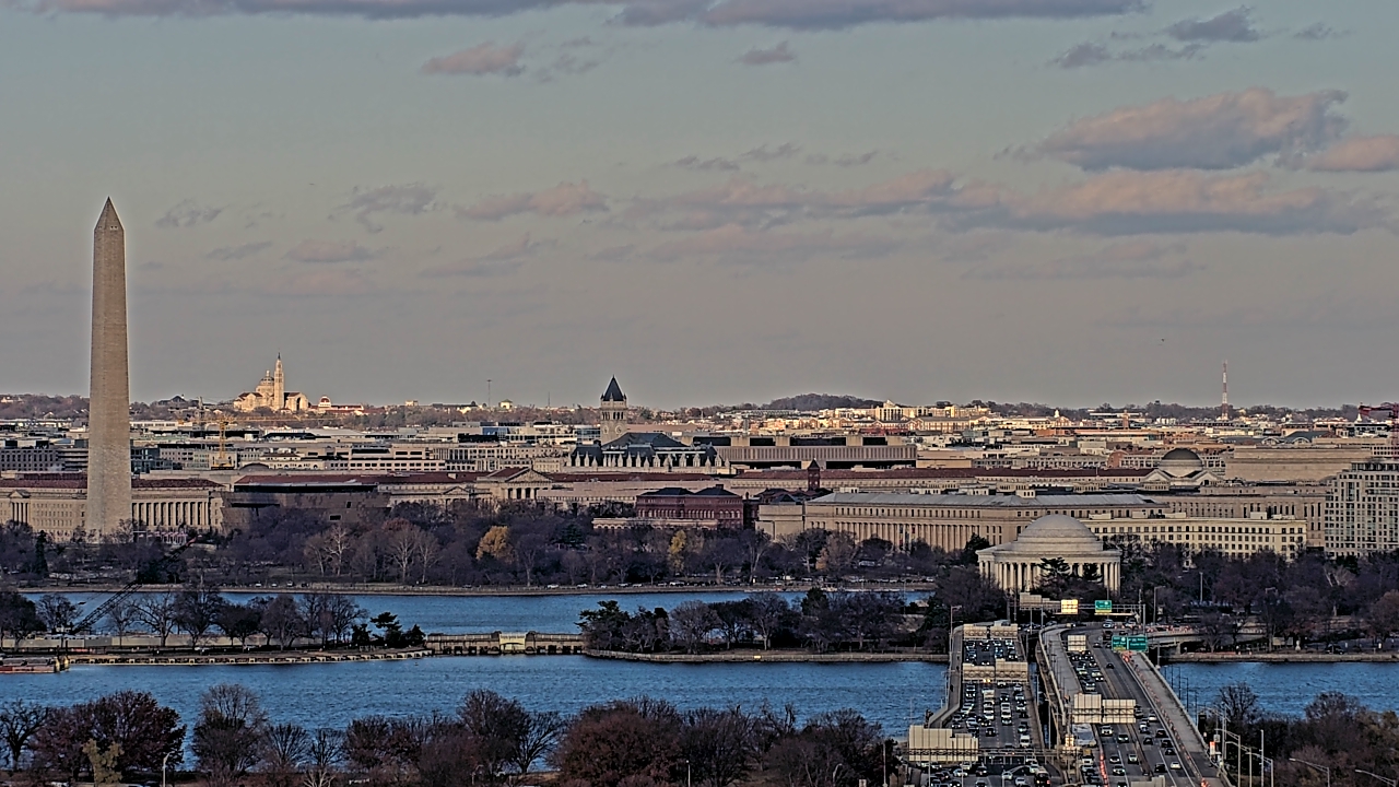 Thumbnail for current weather camera view from Altaire in Arlington, Virginia