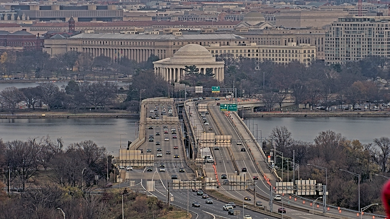 Thumbnail for current weather camera view from Altaire in Arlington, Virginia
