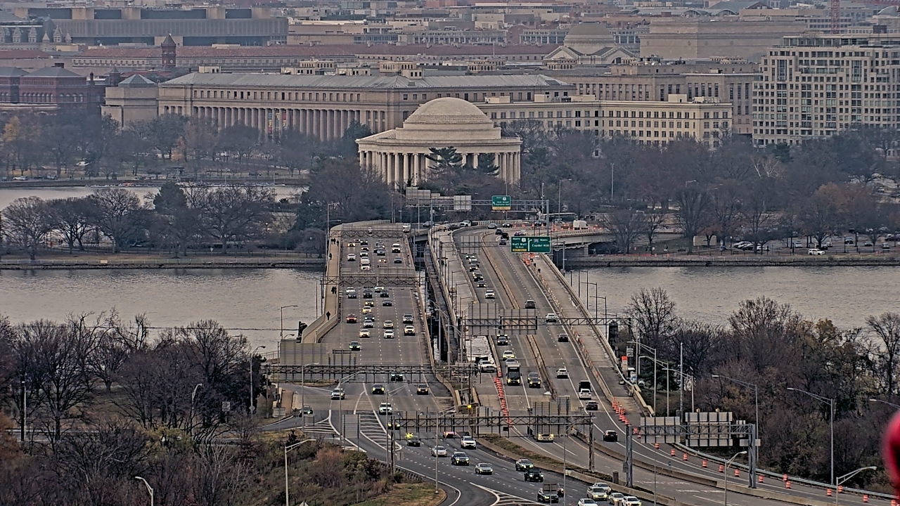 Thumbnail for current weather camera view from Altaire in Arlington, Virginia