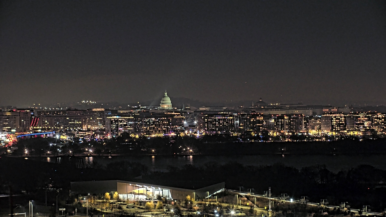 Thumbnail for current weather camera view from Altaire in Arlington, Virginia