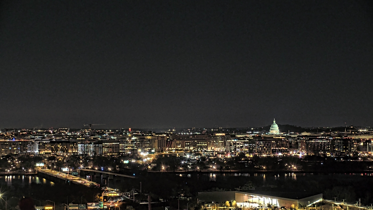 Thumbnail for current weather camera view from Altaire in Arlington, Virginia