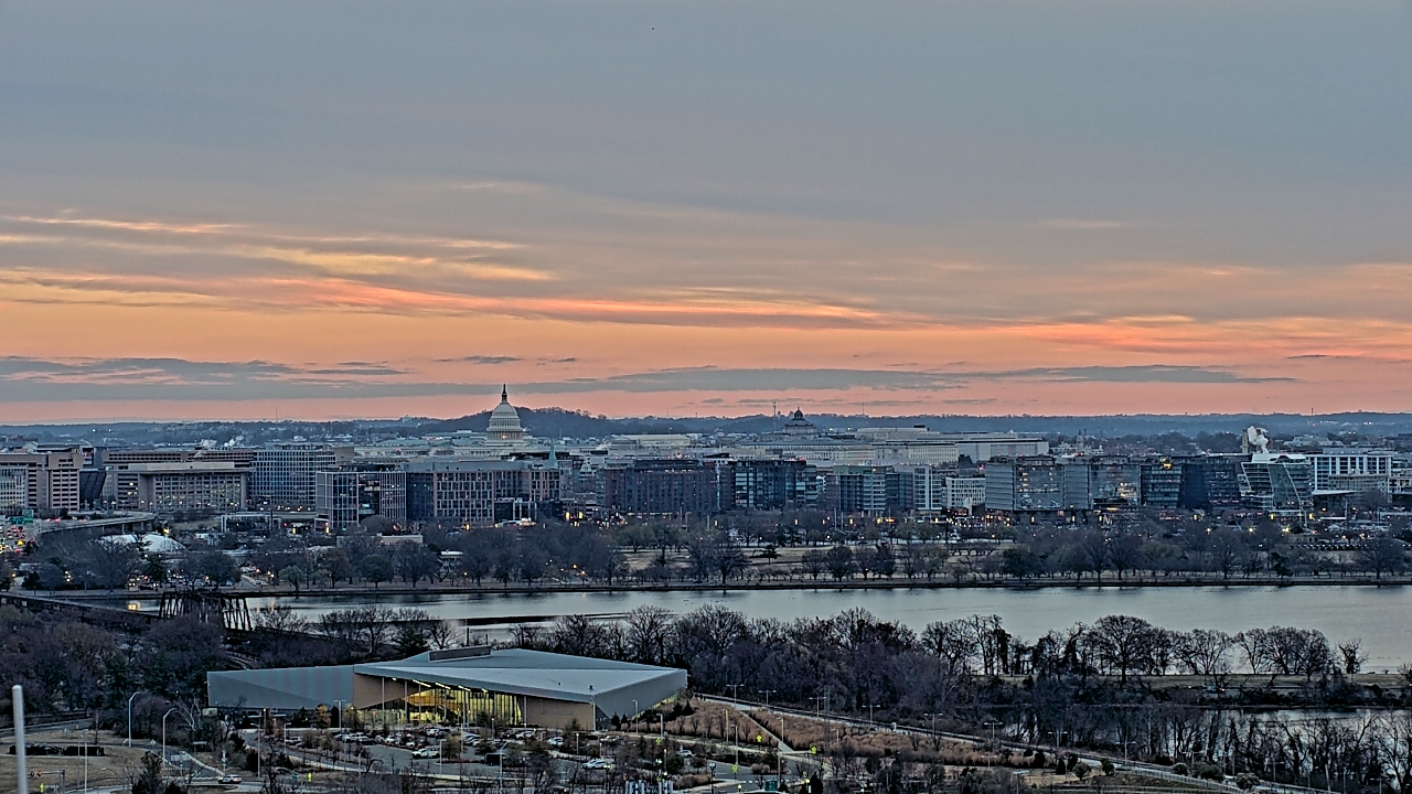 Thumbnail for current weather camera view from Altaire in Arlington, Virginia
