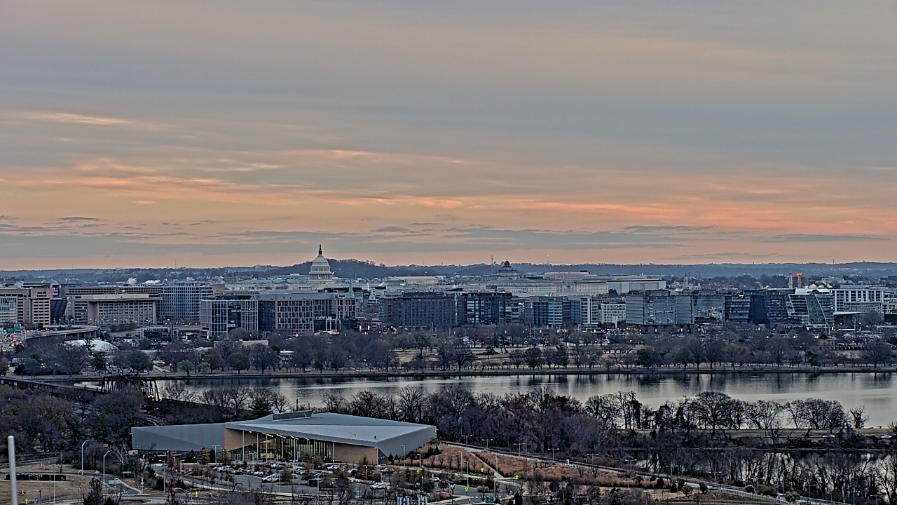 Thumbnail for current weather camera view from Altaire in Arlington, Virginia