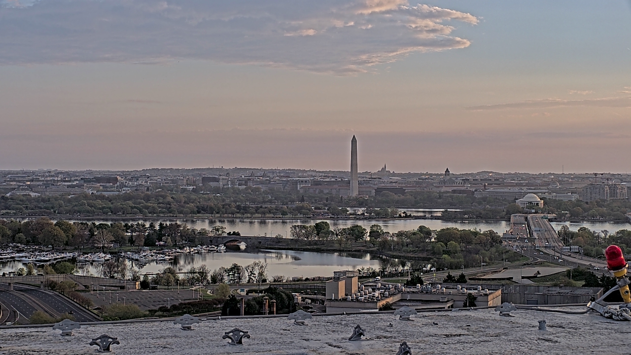 Thumbnail for current weather camera view from Altaire in Arlington, Virginia