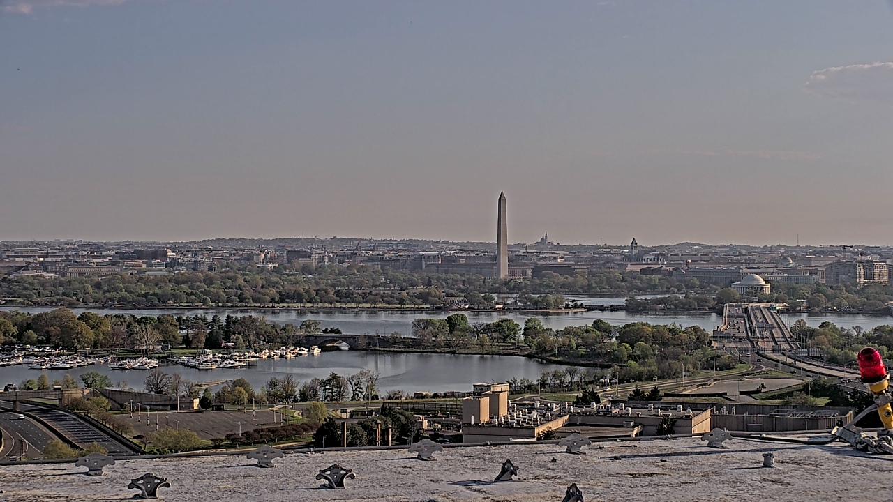 Thumbnail for current weather camera view from Altaire in Arlington, Virginia