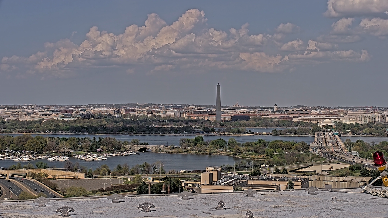 Thumbnail for current weather camera view from Altaire in Arlington, Virginia