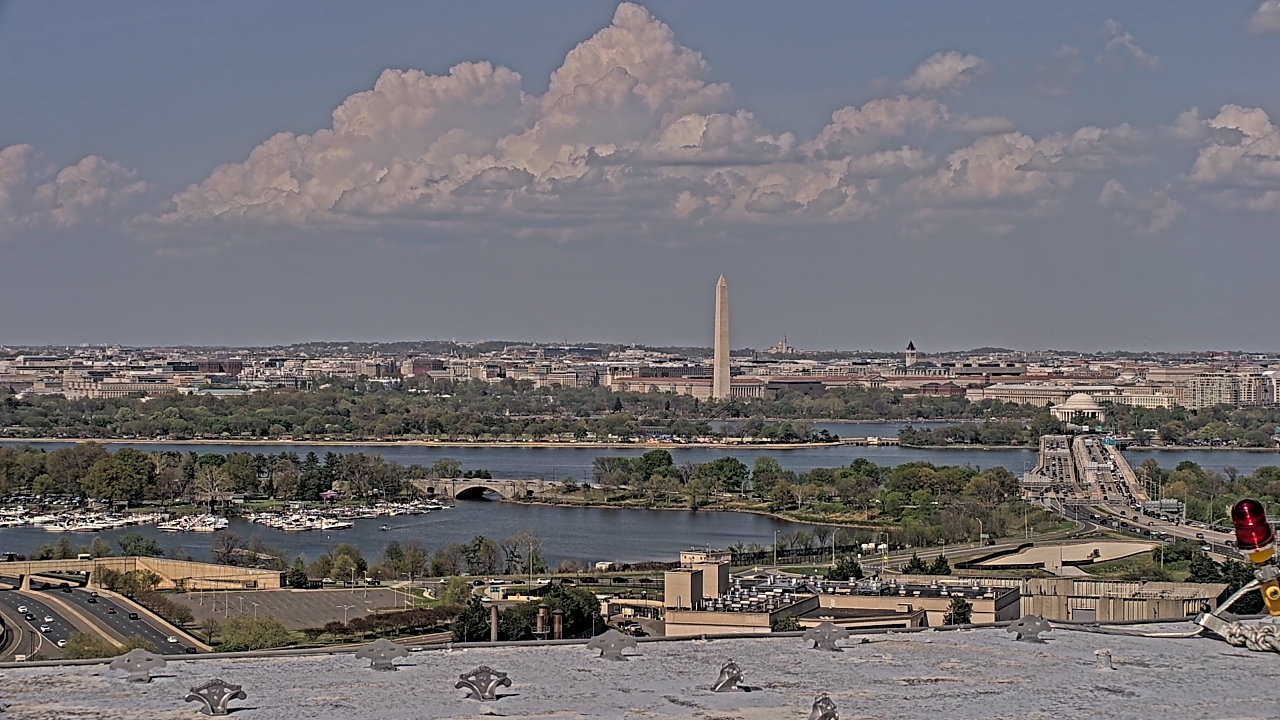 Thumbnail for current weather camera view from Altaire in Arlington, Virginia