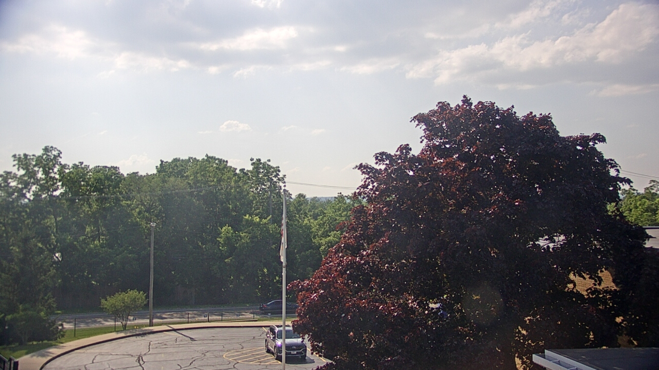 Thumbnail for current weather camera view from Grass Lake School District 36 in Antioch, Illinois