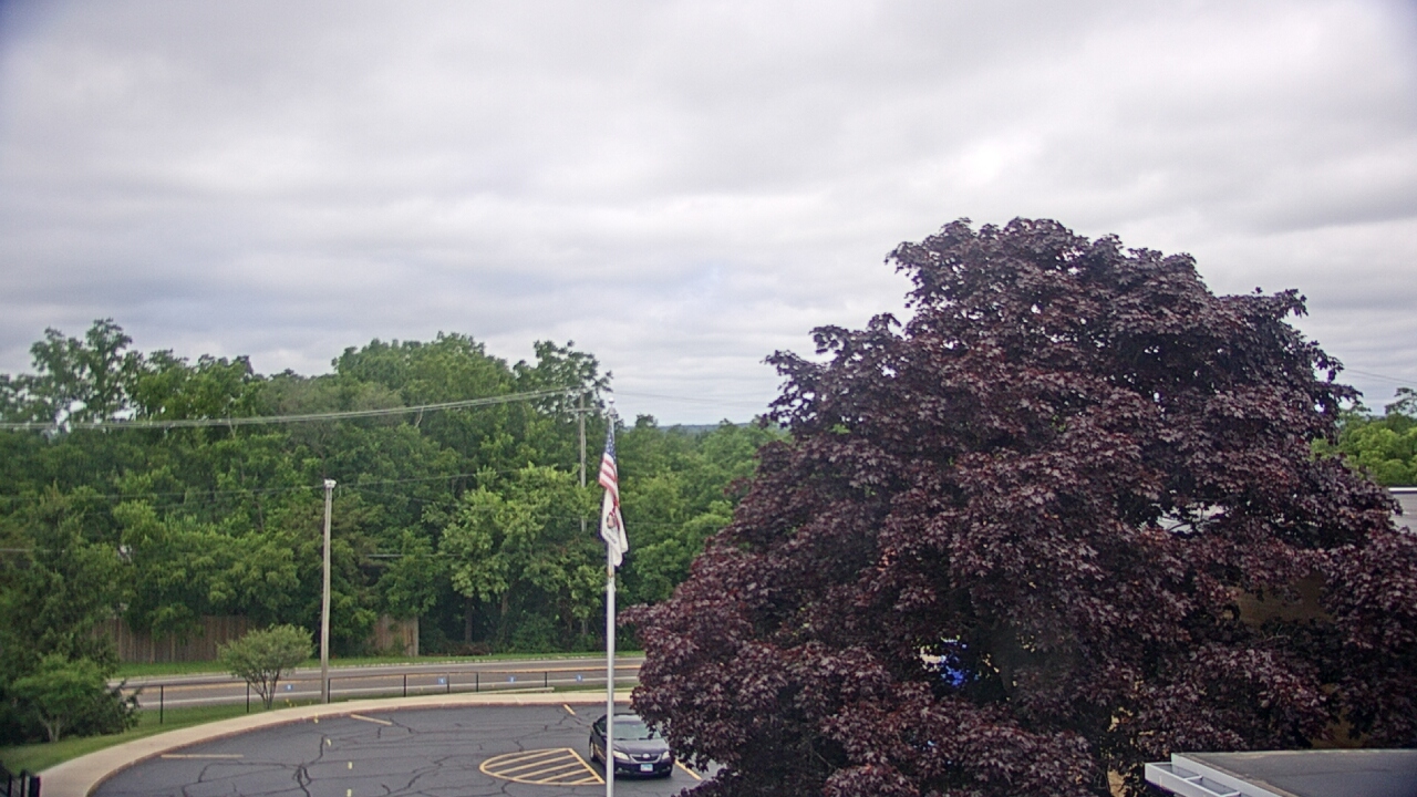 Thumbnail for current weather camera view from Grass Lake School District 36 in Antioch, Illinois