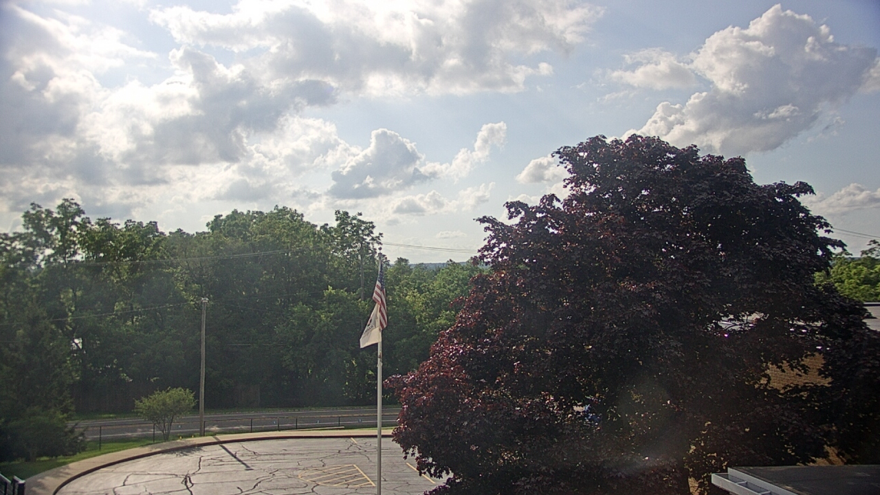 Thumbnail for current weather camera view from Grass Lake School District 36 in Antioch, Illinois