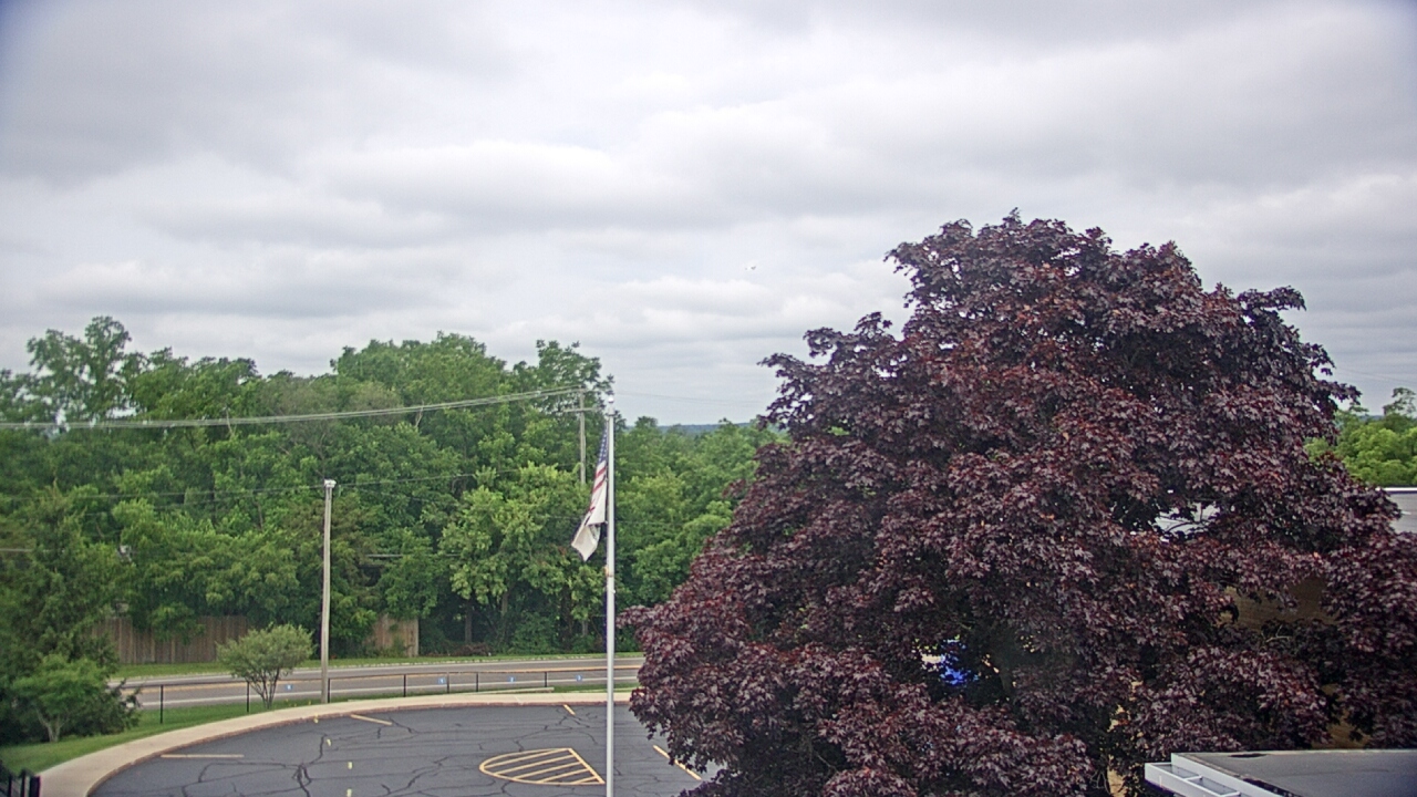 Thumbnail for current weather camera view from Grass Lake School District 36 in Antioch, Illinois