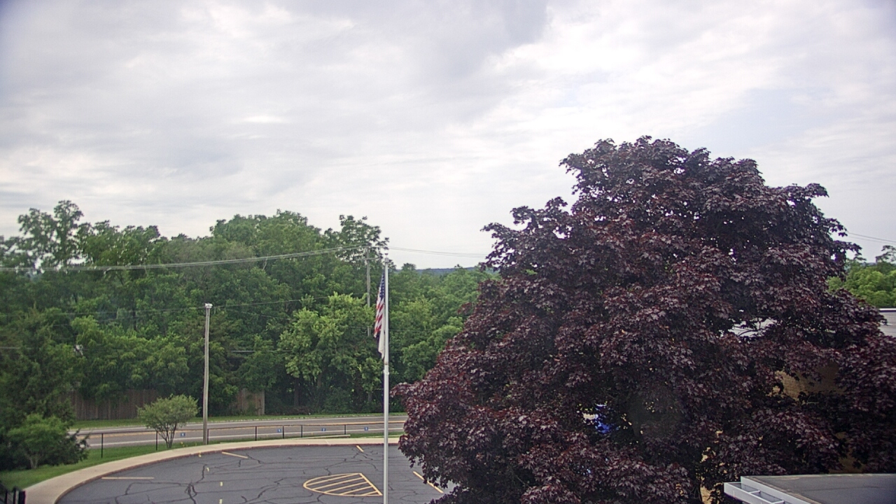 Thumbnail for current weather camera view from Grass Lake School District 36 in Antioch, Illinois
