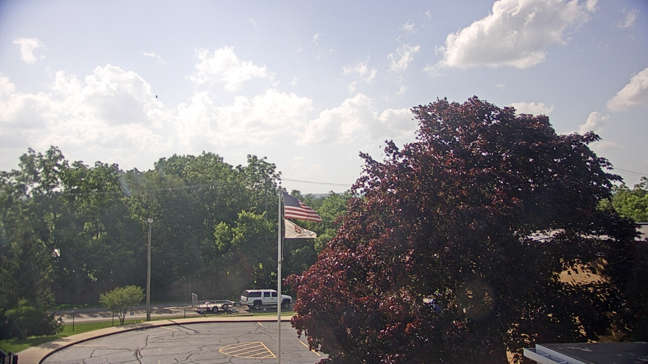 Thumbnail for current weather camera view from Grass Lake School District 36 in Antioch, Illinois