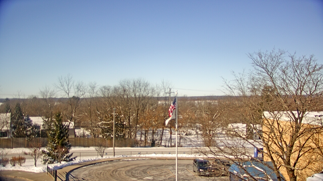 Thumbnail for current weather camera view from Grass Lake School District 36 in Antioch, Illinois