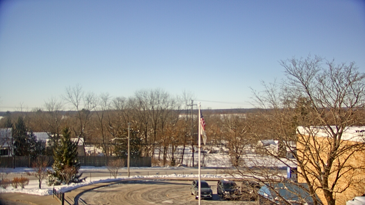 Thumbnail for current weather camera view from Grass Lake School District 36 in Antioch, Illinois